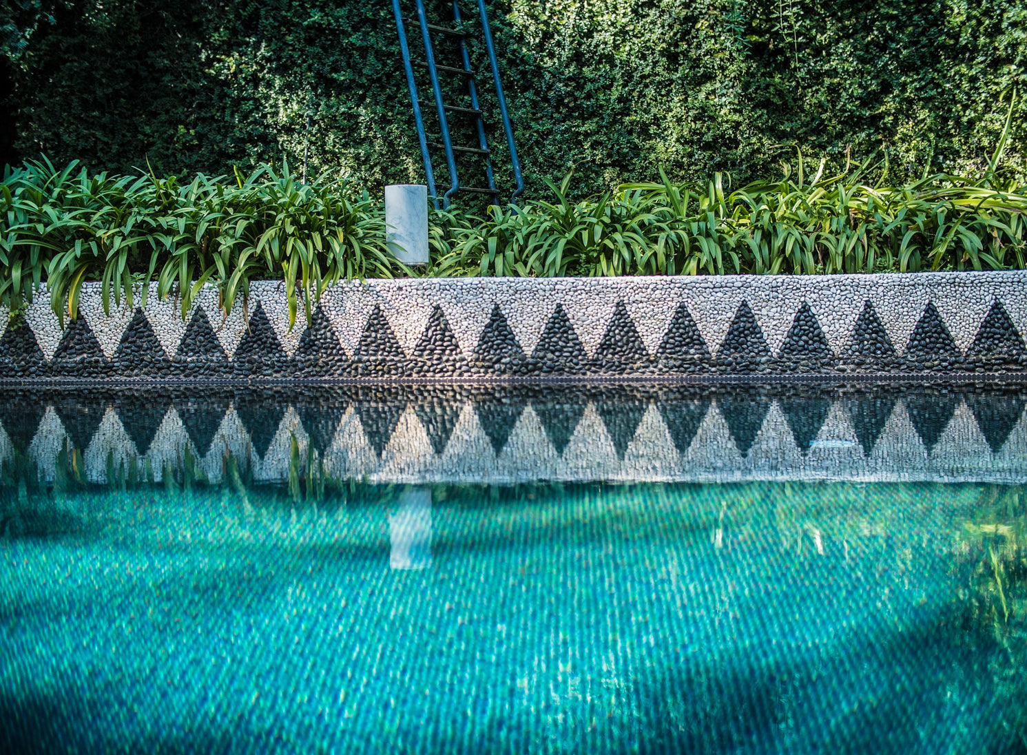 Architettura Sonora Tall Cylinder