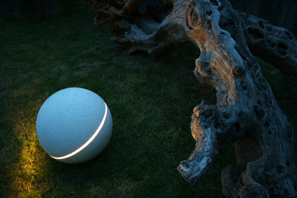 Essenze di Luce Menhir Sphera