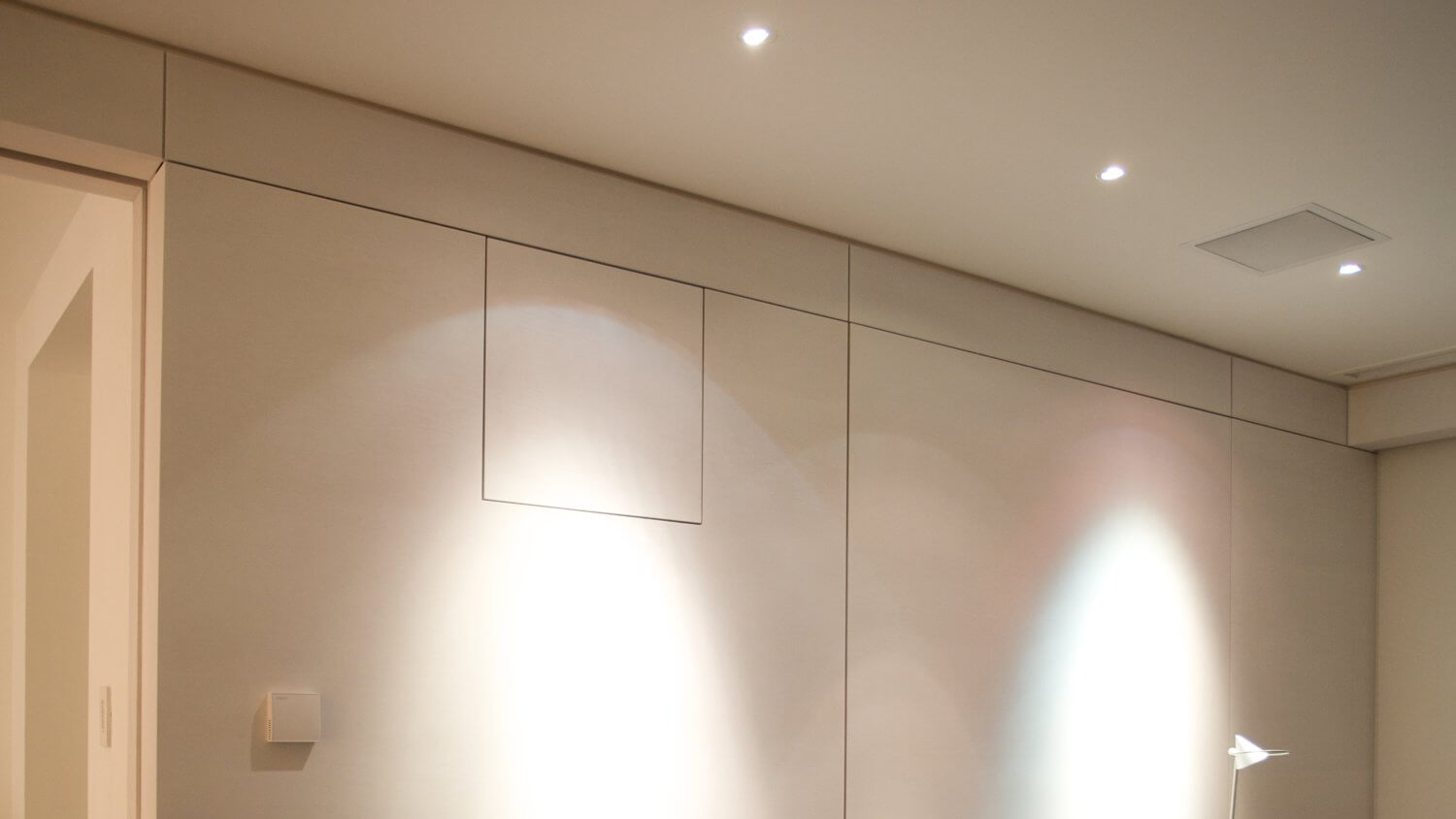 Future Automation Projector Lift