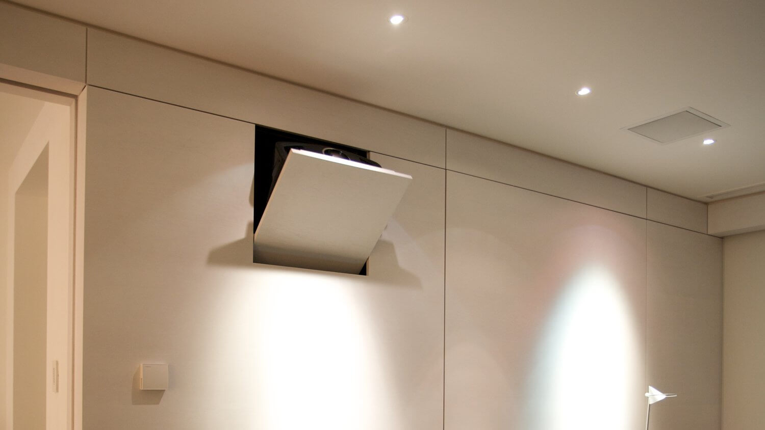 Future Automation Projector Lift
