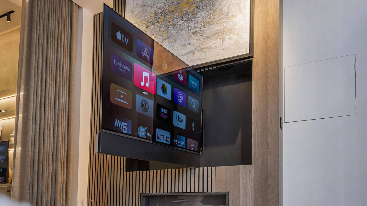 Future Automation TV Motorized Mount