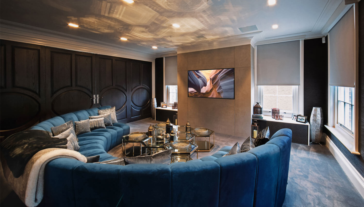 Future Automation Moving Advancing Panel