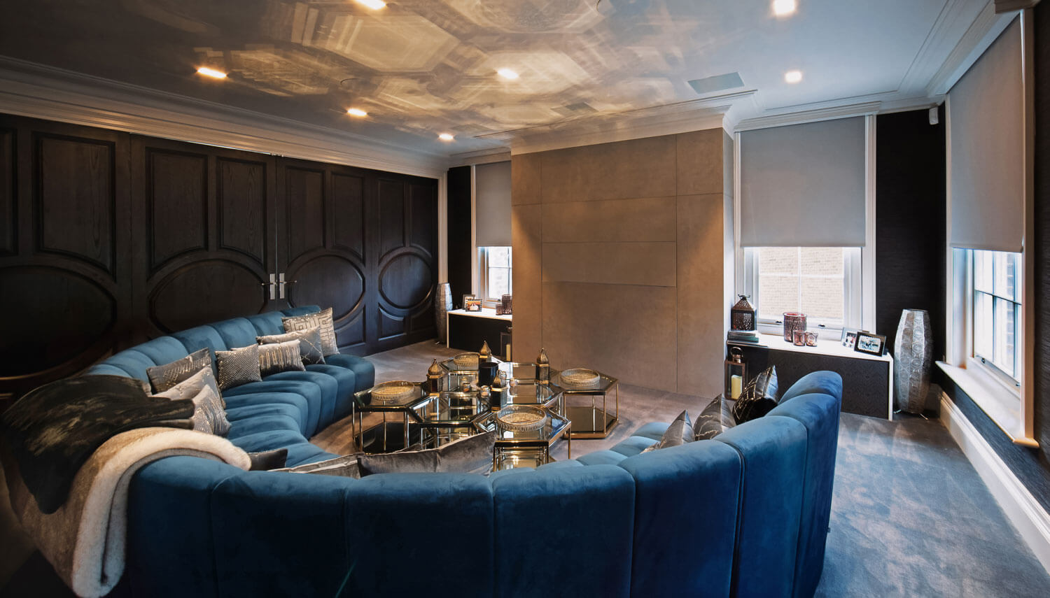 Future Automation Moving Advancing Panel