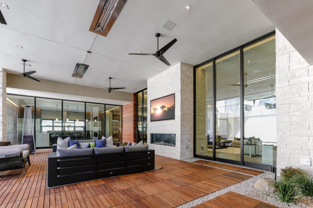 Origin Acoustics Director D109