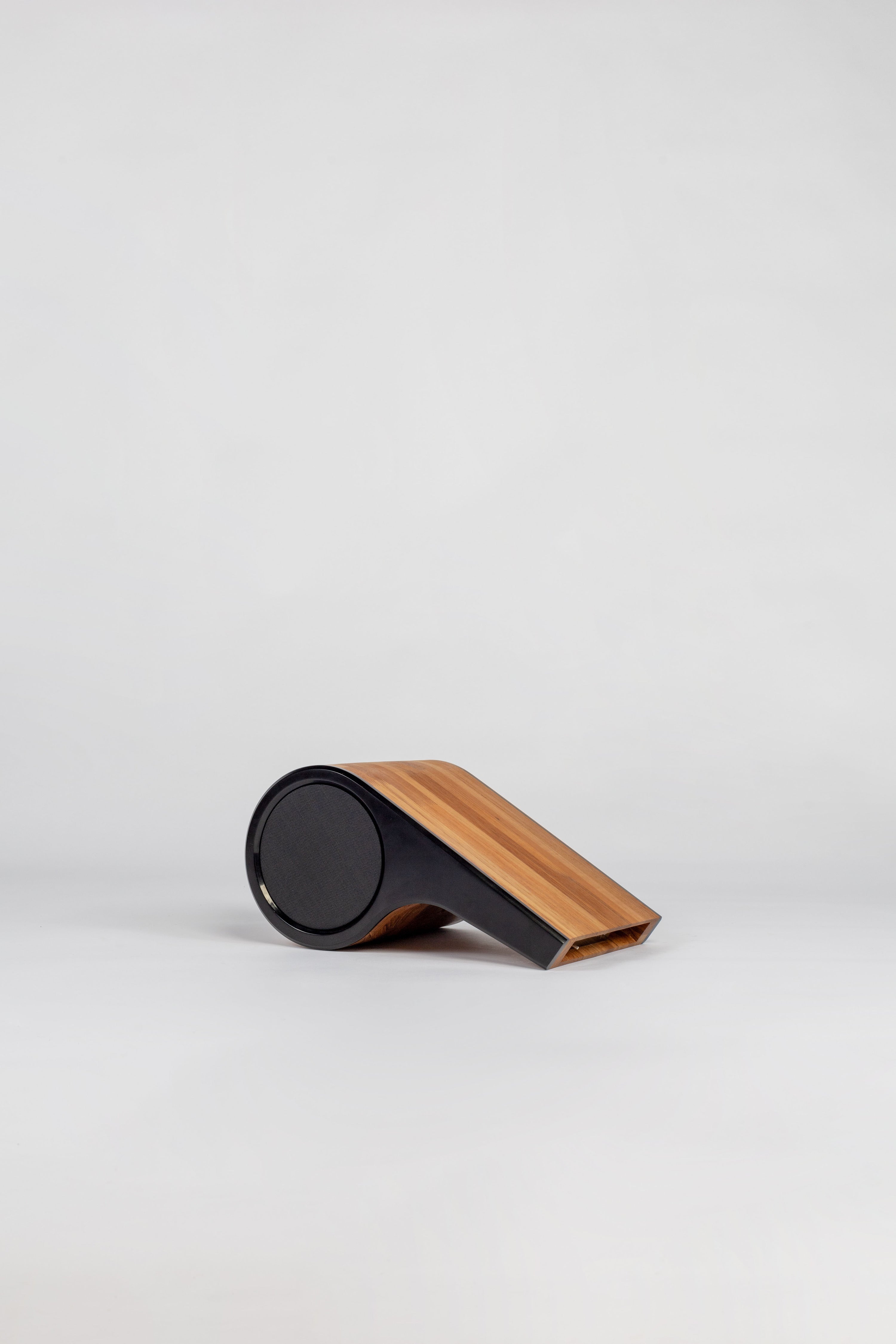 Magna Audio Apito