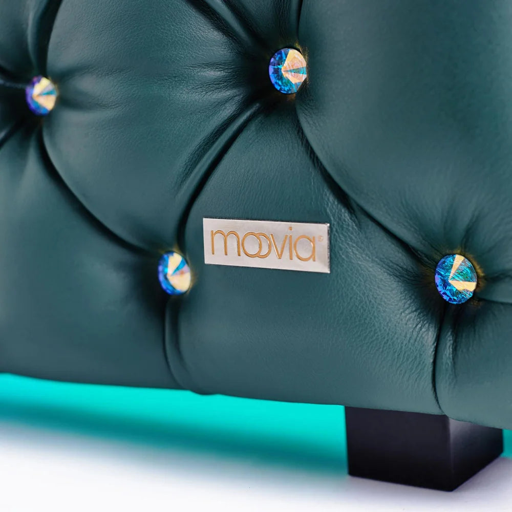 Moovia Chesterfield